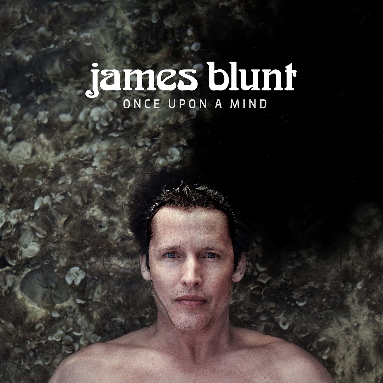 Read more about the article James Blunt singlom “Cold” najavio novi album